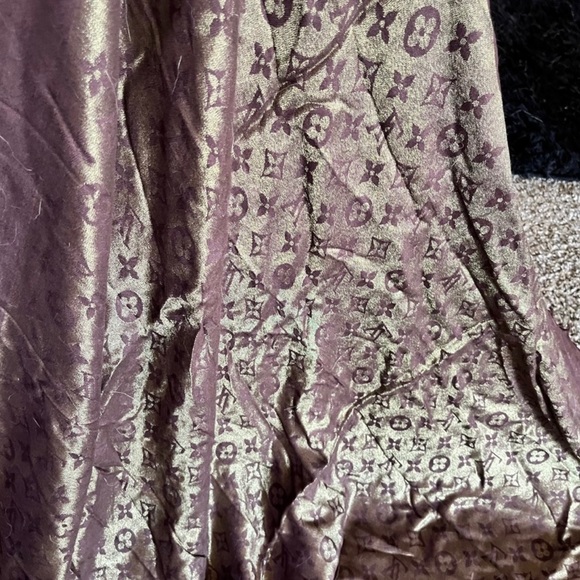 A Louis Classic - Picture 8 of 10